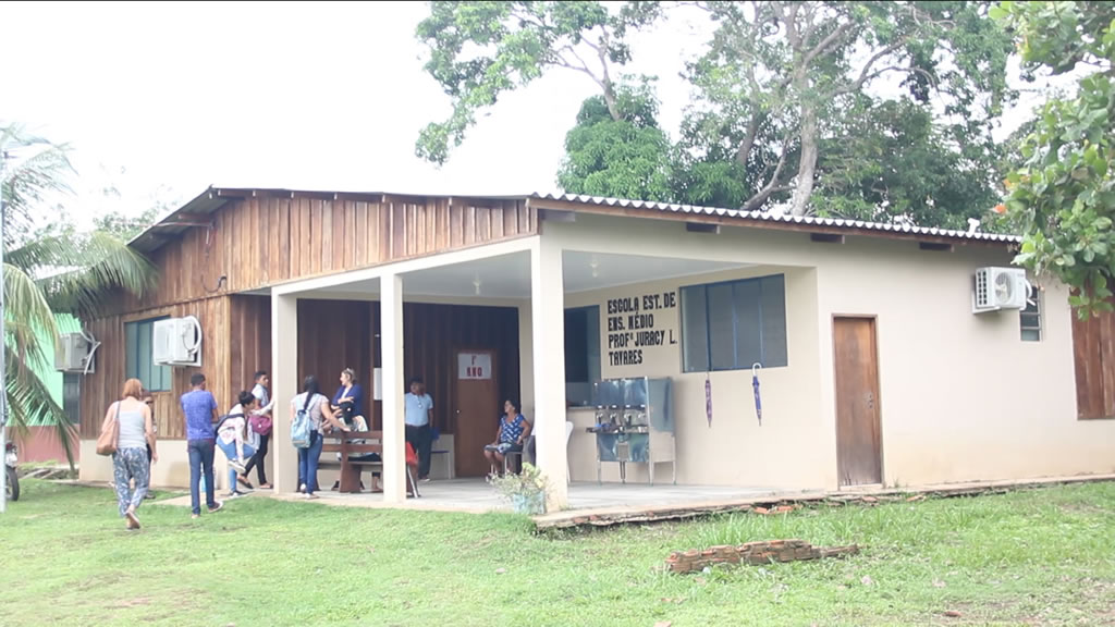 MAIS DE 80 EMBARCAÇÕES DO TRANSPORTE ESCOLAR ATENDEM ALUNOS RIBEIRINHOS NO BAIXO MADEIRA - News Rondônia