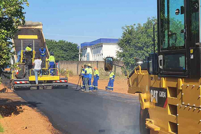 Prefeitura conclui serviço de pavimentação asfáltica na Rua da Geraldo Luiz da Silva no bairro Morumbi - News Rondônia