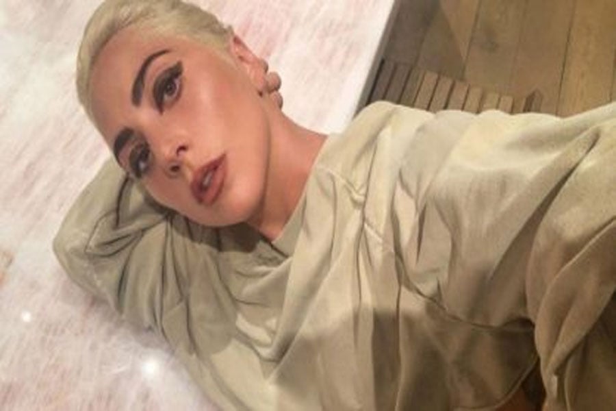 Lady Gaga revela que engravidou após ter sido estuprada aos 19 anos - News Rondônia