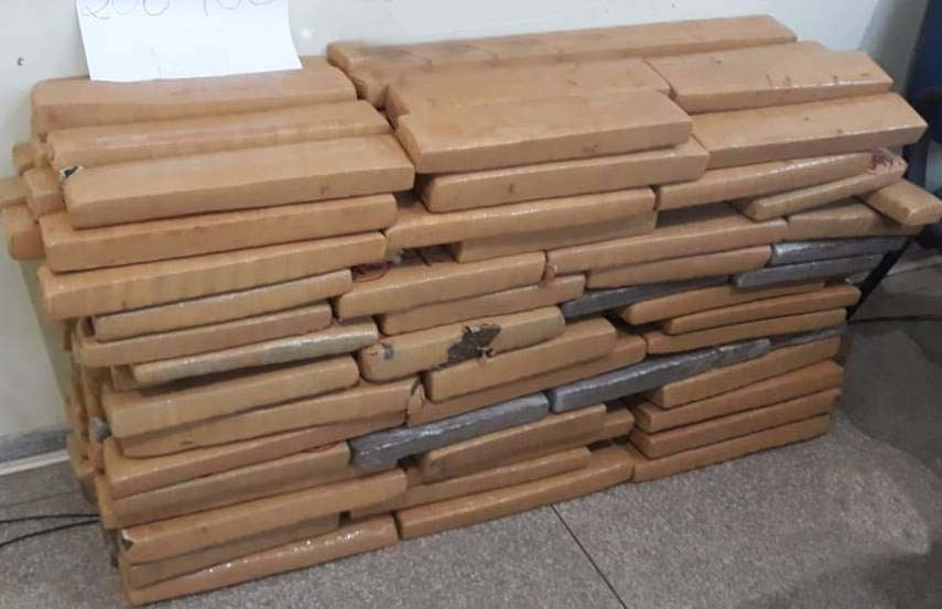 TRABALHO EM CONJUNTO: PM, PC E PRF APREENDEM MAIS DE 200 QUILOS DE MACONHA EM JI-PARANÁ - News Rondônia