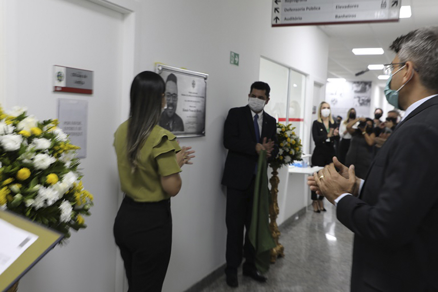 Sala dos Oficiais de Justiça recebe o nome de Rômulo Pessoa de Oliveira - News Rondônia