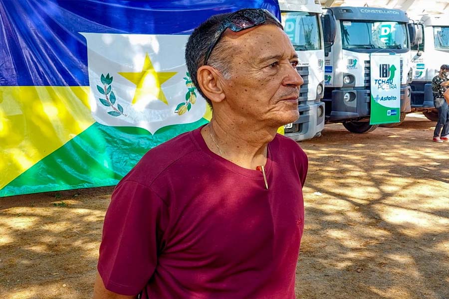 DESENVOLVIMENTO: Governo lança projetos Tchau Poeira e Governo na Cidade no município de Jaru - News Rondônia