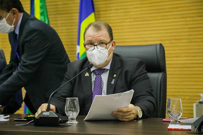 Dr. Neidson indica implantação da central Tudo Aqui em Candeias do Jamari - News Rondônia