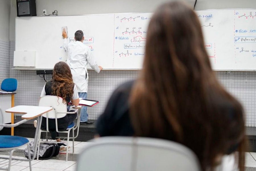 Professores receberão capacitação para ensinar educação financeira - News Rondônia