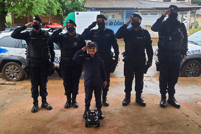 Fã Mirim da PMRO recebe visita de equipe de policiais militares - News Rondônia