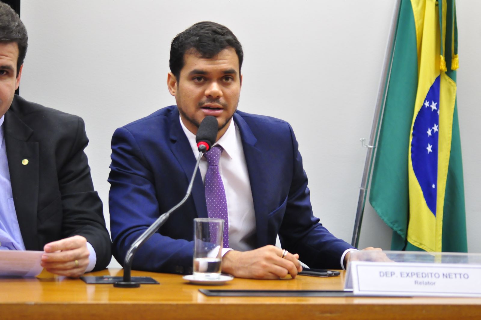 BANCADA DE RONDÔNIA TEM SEIS MILIONÁRIOS: EXPEDITO É O MAIS POBRE - News Rondônia