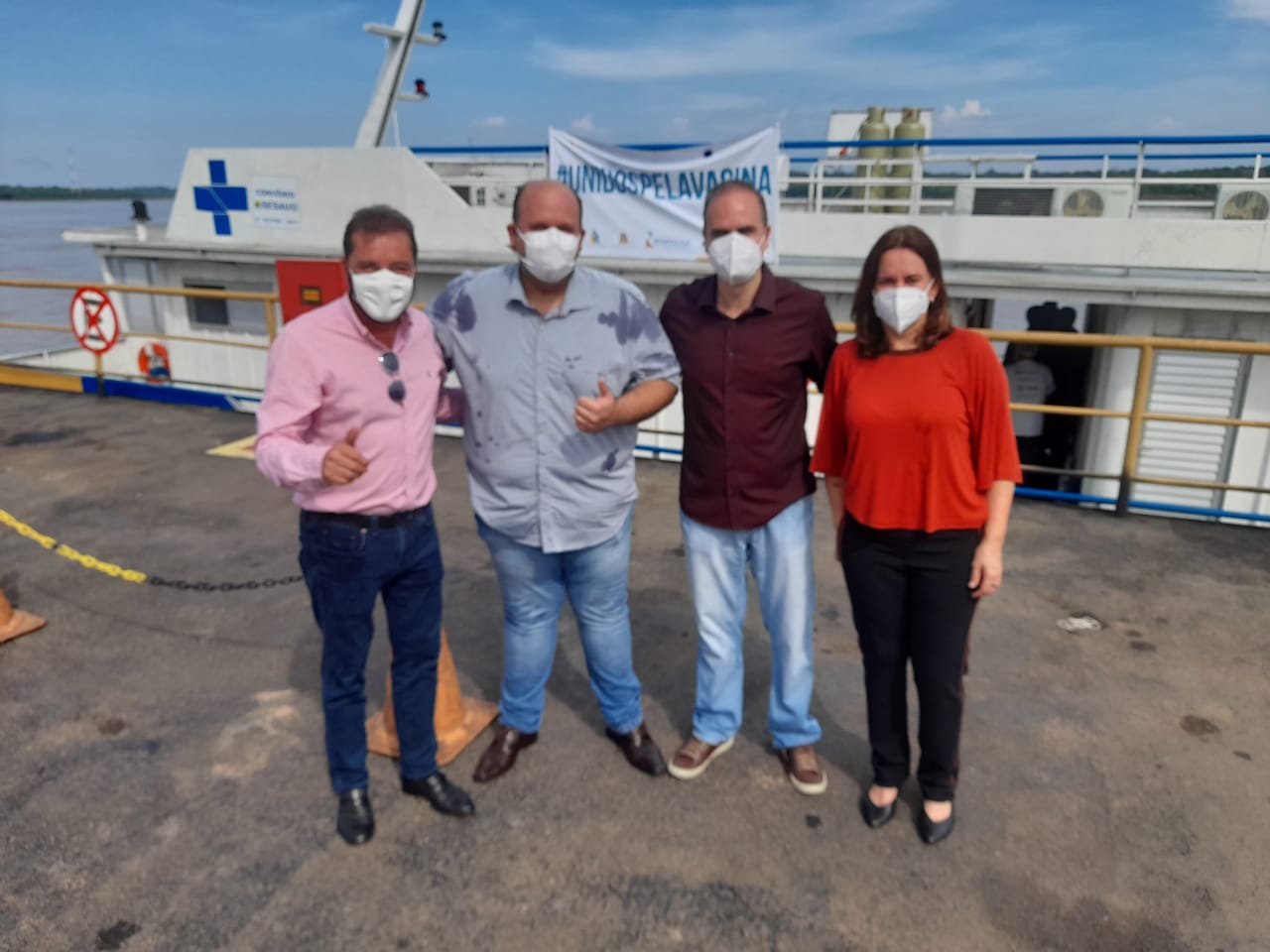 Vereador Dr Junior Queiroz acompanha saída do barco saúde que irá imunizar os moradores do Baixo Madeira - News Rondônia