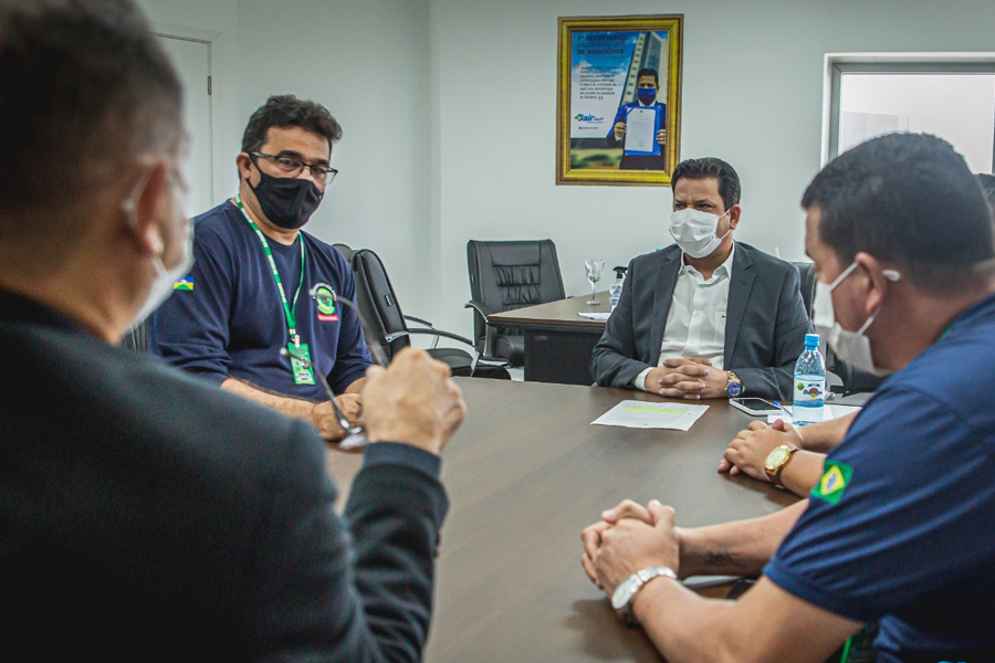 Pregão: Deputado é contra vigilância eletrônica e defende postos de vigilância permanentemente nas escolas - News Rondônia