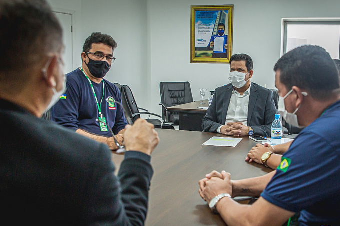 Pregão: Deputado é contra vigilância eletrônica e defende postos de vigilância permanentemente nas escolas - News Rondônia