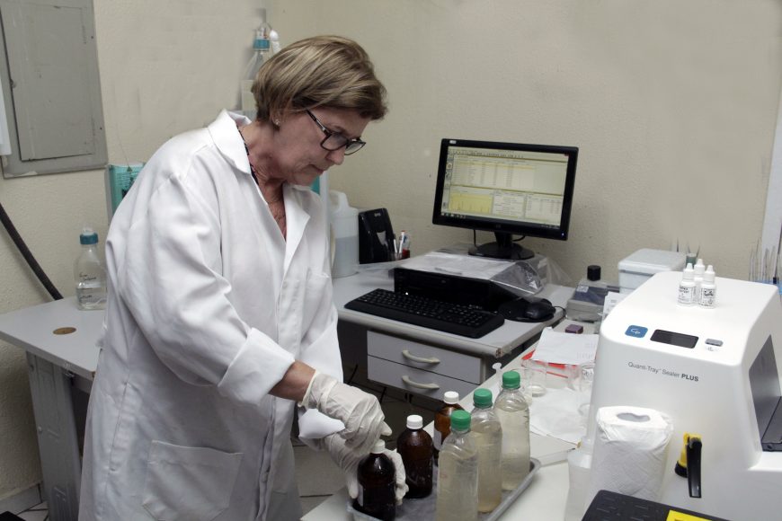 ÀS VÉSPERAS DE INAUGURAR LABORATÓRIO AMPLIADO, SEDAM RECEBE 35 A 40 PEDIDOS DE ANÁLISES DÁGUA POR SEMANA - News Rondônia