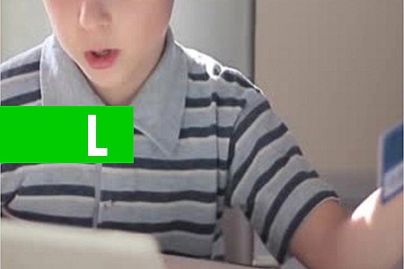 MENINO DE 7 ANOS PEGA CARTÃO DE CRÉDITO DA MÃE E COMPRA BRINQUEDO QUE CUSTA R$ 38 MIL - News Rondônia