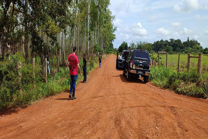 Piloto que pousou em plantação de soja para não ser abatido por caças da FAB está sendo procurado por polícias Federal e Militar - News Rondônia