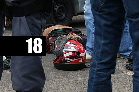HOMEM É MORTO NA FRENTE DA NAMORADA AO FAZER ENTREGA EM MANAUS - News Rondônia