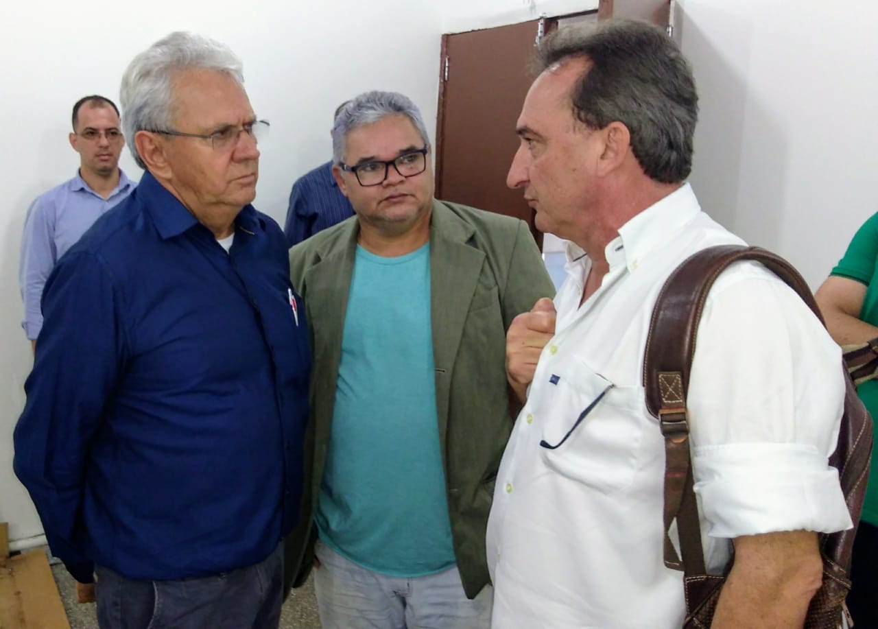 ROLIM DE MOURA  PREFEITO, VEREADORES E VICE-GOVERNADOR VISITAM HOSPITAL MUNICIPAL - News Rondônia