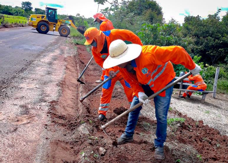 Trabalhos de recuperação atendem trecho da rodovia 479, que liga Estrela de Rondônia à BR-364 - News Rondônia