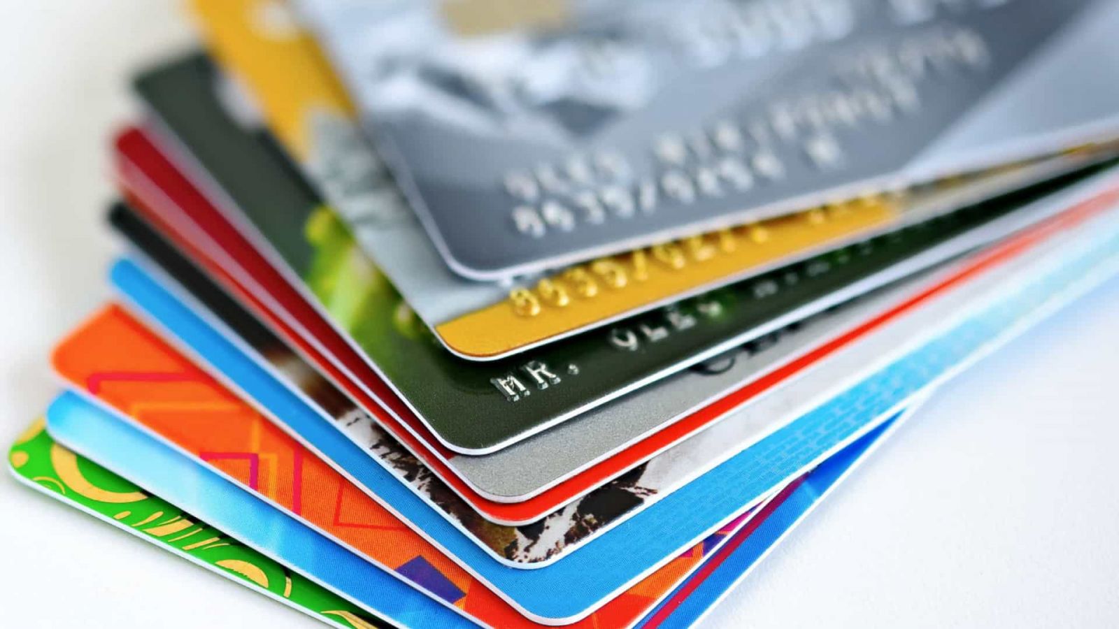 Compras com cartões aumentam 3% no primeiro semestre - News Rondônia