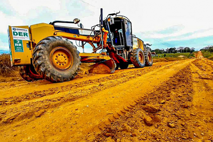 Equipes da Regional do DER em Ouro Preto do Oeste finalizam serviços em estradas primárias - News Rondônia
