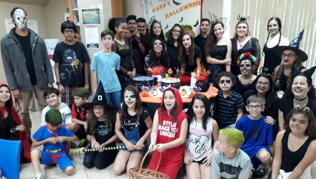 COLUNA SOCIAL MARISA LINHARES: HALLOOWEEN NO FISK - News Rondônia