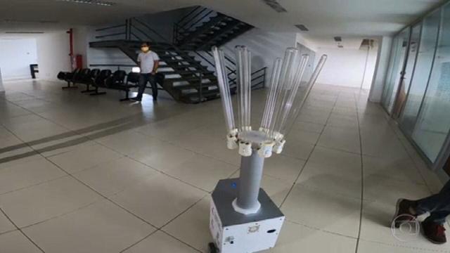 TECNOLOGIA CONTRA A COVID-19: Pesquisadores criam robô para desinfetar ambientes eliminando o Coronavírus - News Rondônia