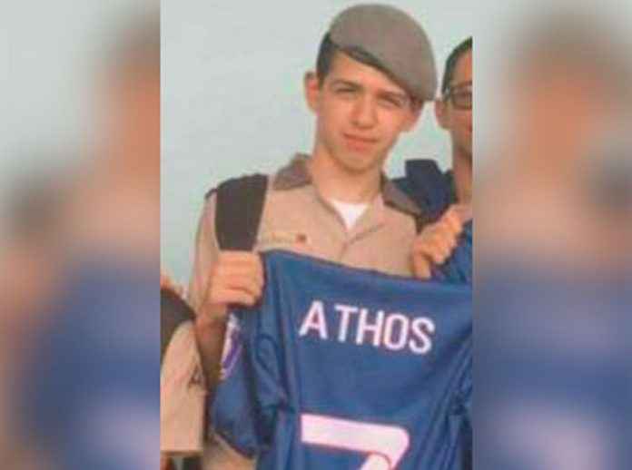 ALUNO PASSA MAL E MORRE ENQUANTO JOGAVA BOLA EM COLÉGIO - News Rondônia