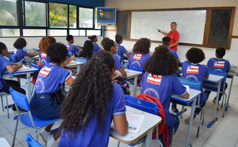 SETENTA NOVOS PROFESSORES APROVADOS EM CONCURSO PÚBLICO SERÃO EMPOSSADOS - News Rondônia