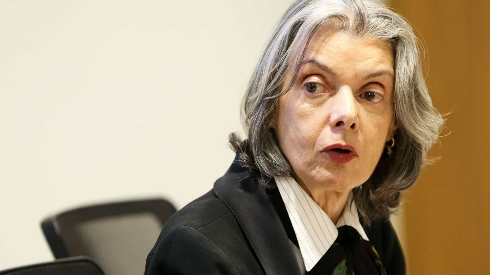CÁRMEN LÚCIA MANDA TRF-4 SOLTAR PRESOS EM 2ª INSTÂNCIA - News Rondônia