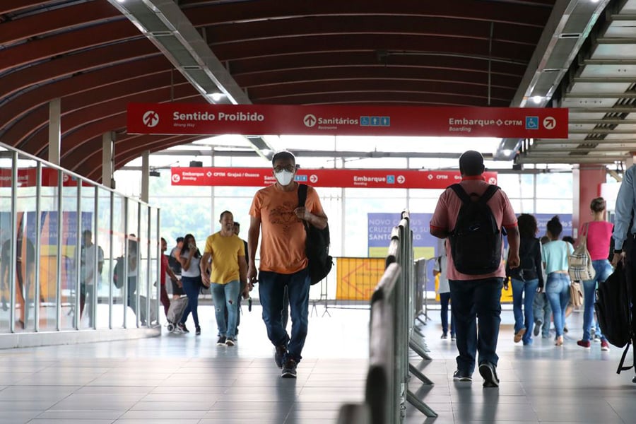 Covid-19: Brasil tem 42,2 mil casos e 1,3 mil mortes em 24 horas - News Rondônia