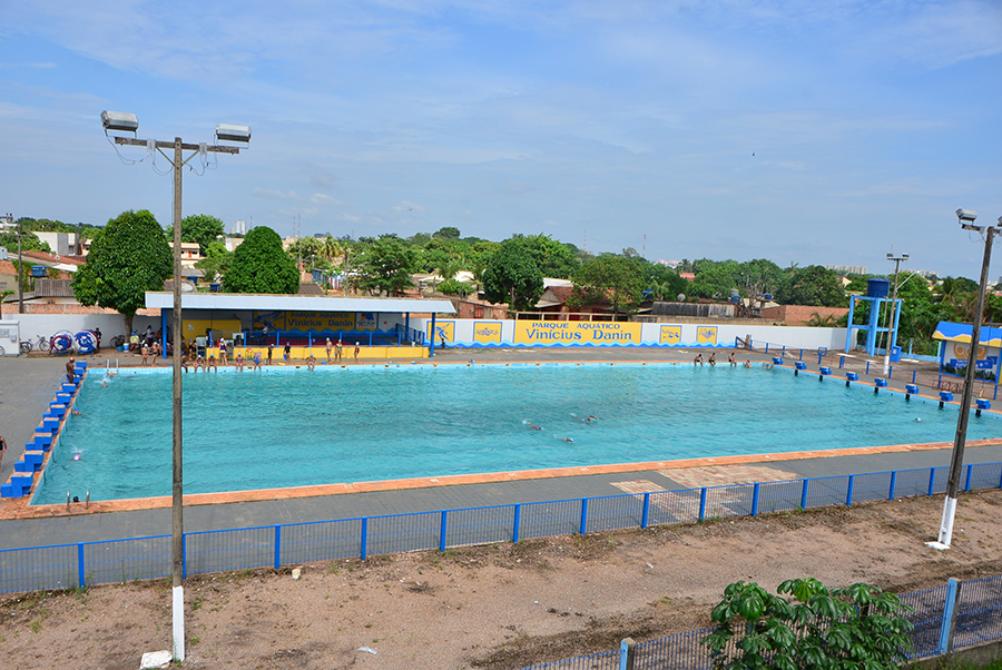 COLÉGIO PADRÃO: PREFEITURA ASSINA ORDEM DE SERVIÇO PARA CONSTRUÇÃO DE COMPLEXO ESPORTIVO NO BAIRRO CUNIÃ - News Rondônia