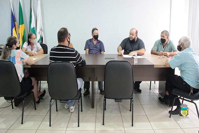 CACOAL: Atendendo pedido Paulinho do Cinema faz requerimento para associação de aposentados, pensionistas e portadores de deficiência - News Rondônia