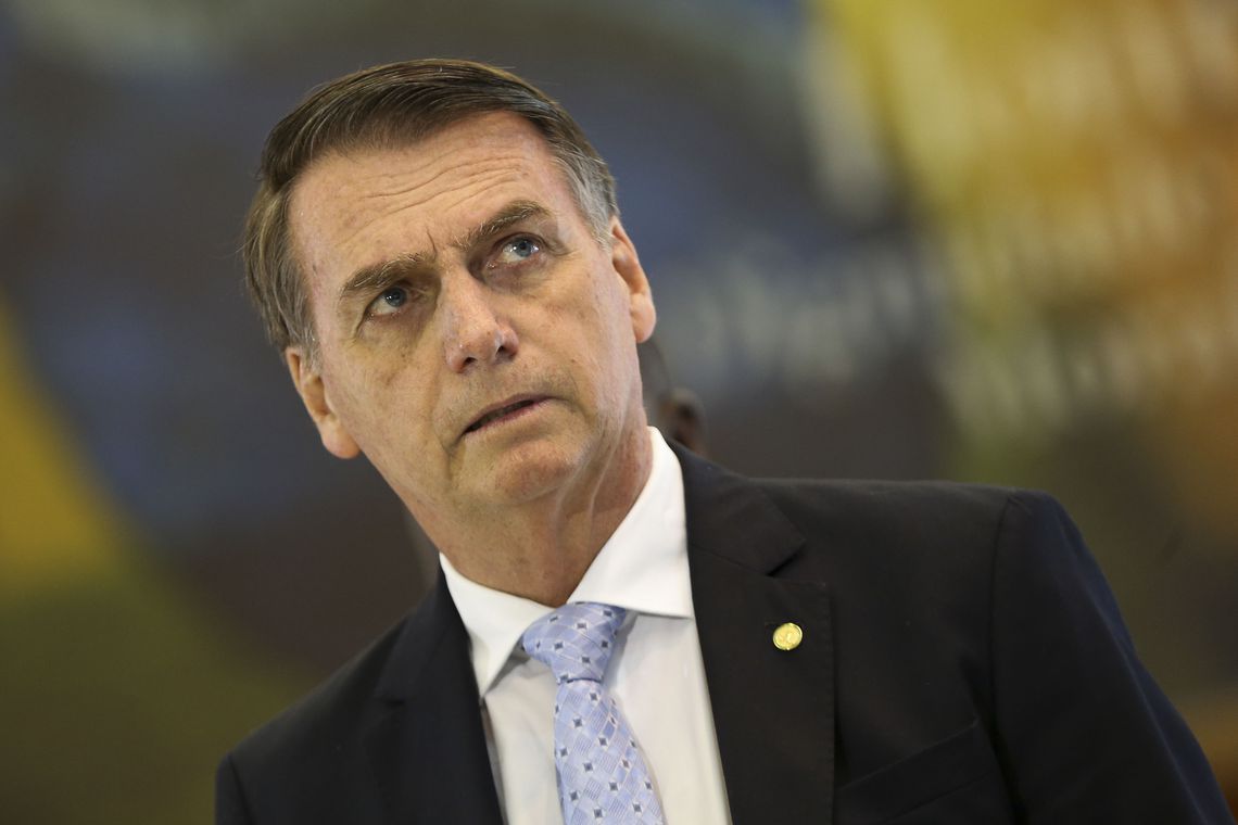 BOLSONARO CHEGA A BRASÍLIA E AVALIA NOMES PARA O MEIO AMBIENTE - News Rondônia