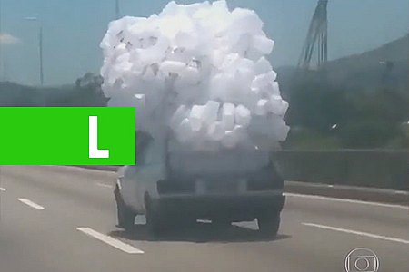 CARRO NA PONTE RIO-NITERÓI TRANSPORTA DEZENAS DE GARRAFAS DE PLÁSTICO ATÉ O TETO - News Rondônia