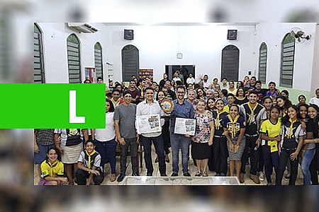 DEPUTADO ANDERSON RECEBE PLACA DE AGRADECIMENTO DO CLUBE DOS DESBRAVADORES GUARDIÕES DA BÍBLIA - News Rondônia