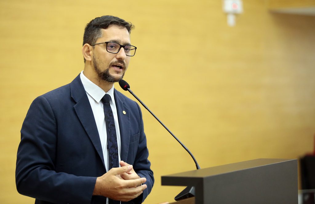 Deputado Anderson indica ao governo necessidade de concurso publico para preenchimento de vagas no PROCON - News Rondônia