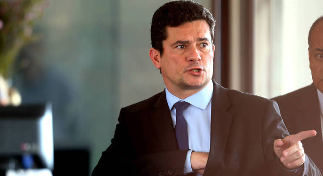 BURACOS DA CAERD - POR CARLOS SPERANÇA - News Rondônia