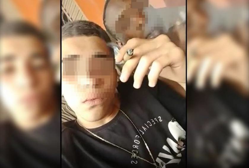 JOVENS USAM MACONHA, FAZEM TRANSMISSÃO NA WEB E ACABAM PRESOS AO VIVO - VEJA VIDEO - News Rondônia