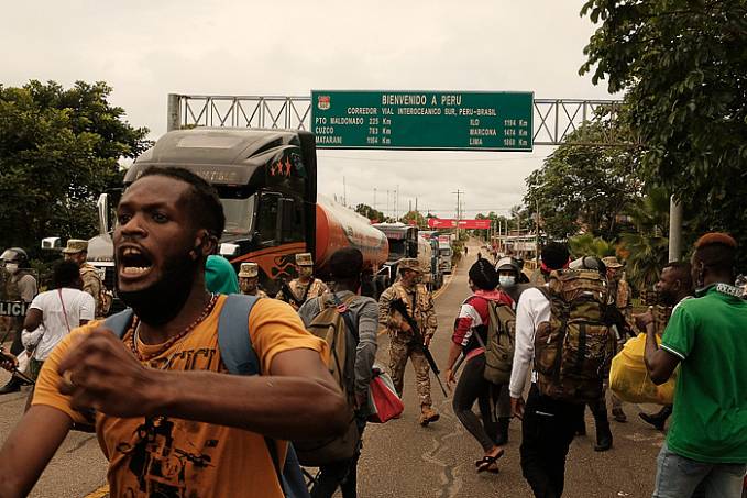 Governo peruano diz que não vai permitir entrada de haitianos acampados em Assis Brasil - News Rondônia