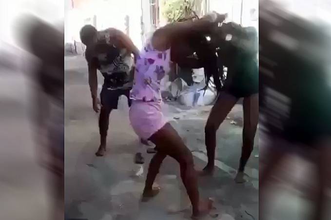 VEJA VÍDEO - Amigas saem na porrada por causa de homem - News Rondônia