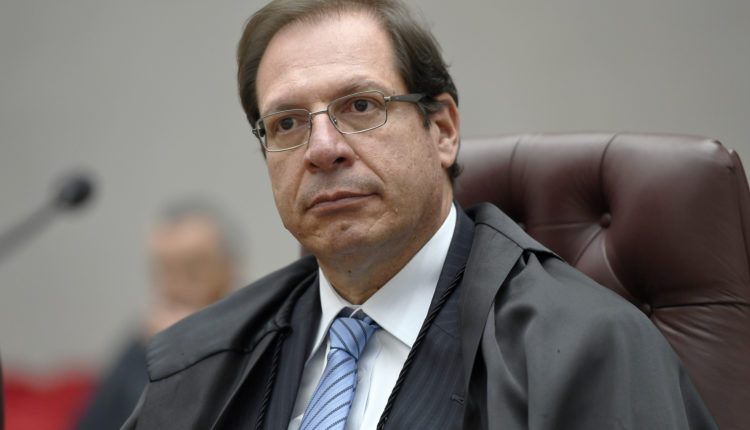 MINISTRO DO TSE SUSPENDE PROPAGANDA DO PT COM LULA CANDIDATO - News Rondônia