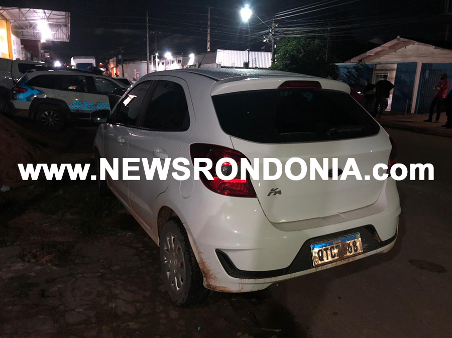 Polícia aborda carro e prende motorista com cinco munições e um invólucro de cocaína - News Rondônia