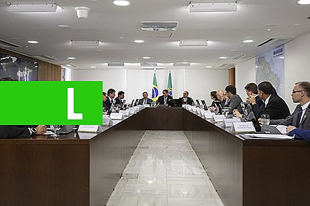 BOLSONARO ASSINA PROJETO DE LEI ANTICRIME - News Rondônia