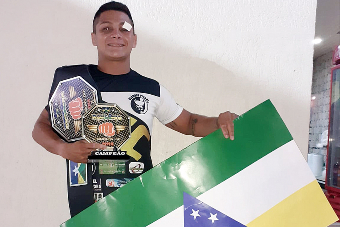 Atleta do Amazonas afirma que ganhou campeonato em Rondônia e posta foto com troféu falso - Por Anderson Nascimento - News Rondônia