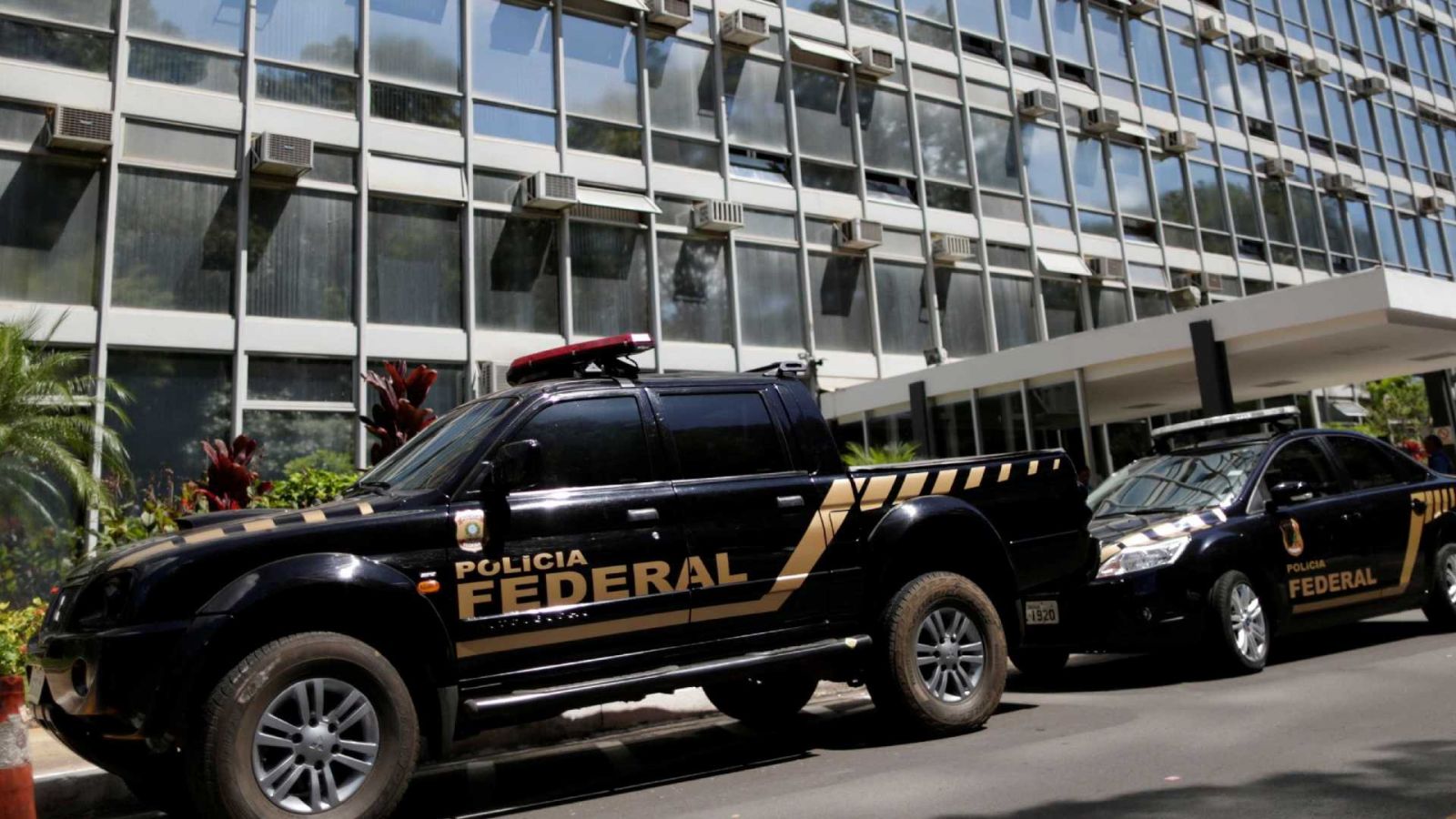 PF PRENDE DONO DE CORRETORA DE VALORES SUSPEITO DE LAVAGEM DE DINHEIRO - News Rondônia