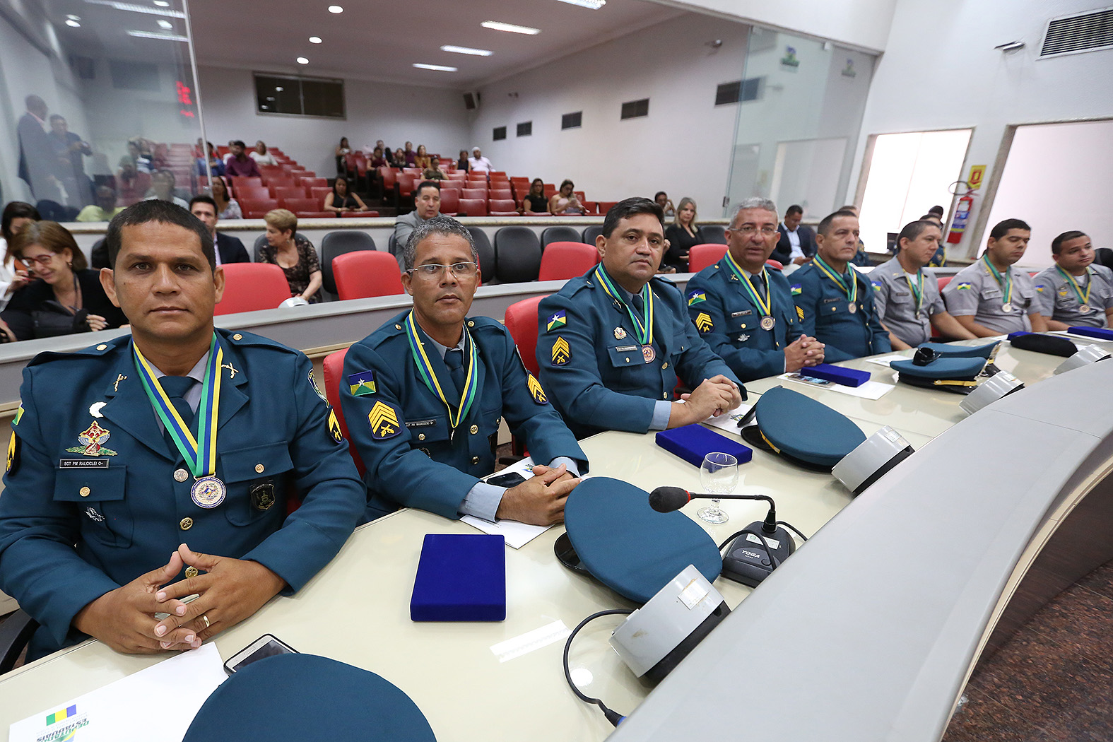 SESSÃO SOLENE DA ALE PARA ENTREGA MEDALHA DO MÉRITO E TÍTULO HONORÍFICO A AUTORIDADES E PERSONALIDADES - News Rondônia