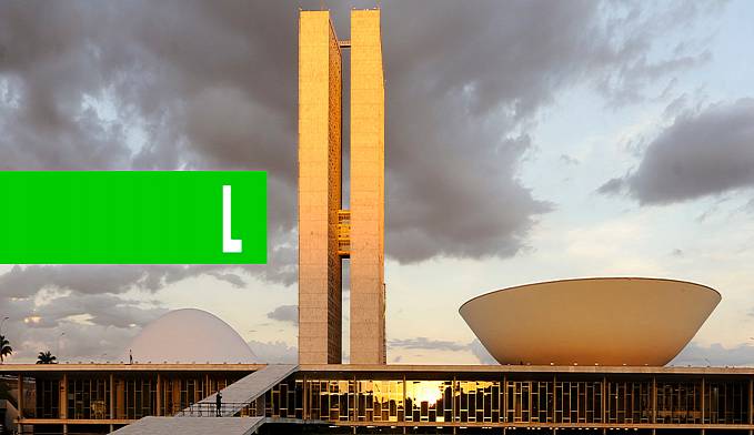 BOLSONARO DISTRIBUI VÍDEO POR WHATSAPP CONVOCANDO PARA ATO CONTRA O CONGRESSO - News Rondônia