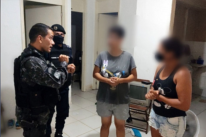 LIBRAS - Policiais do Bpchoque evitam suicídio de portadora de deficiência na capital - News Rondônia