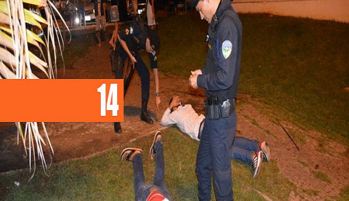 BRIGA GENERALIZADA ACONTECEU DURANTE EVENTO DE FINAL DE ANO E JOVEM ACABA PRESO ARMADO COM CANIVETE - VÍDEO - News Rondônia