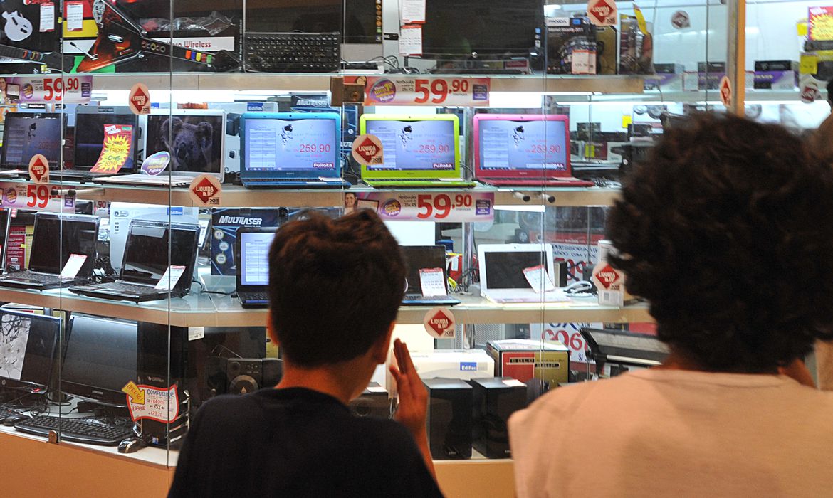 Taxa de inadimplência deve ser de 4,04% este mês, prevê Ibevar - News Rondônia