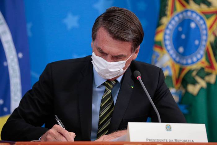 MEDIDA: BOLSONARO ANUNCIA EXPANSÃO DO BOLSA FAMÍLIA PARA INCLUIR 1,5 MILHÃO DE FAMÍLIAS - News Rondônia