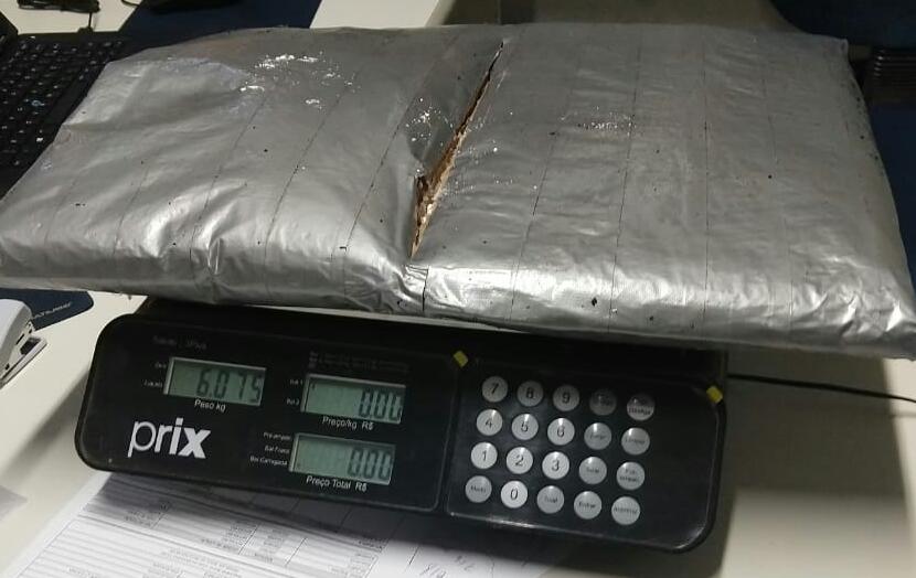 EM VILHENA, PRF PRENDE BOLIVIANO POR TRÁFICO DE DROGAS - News Rondônia
