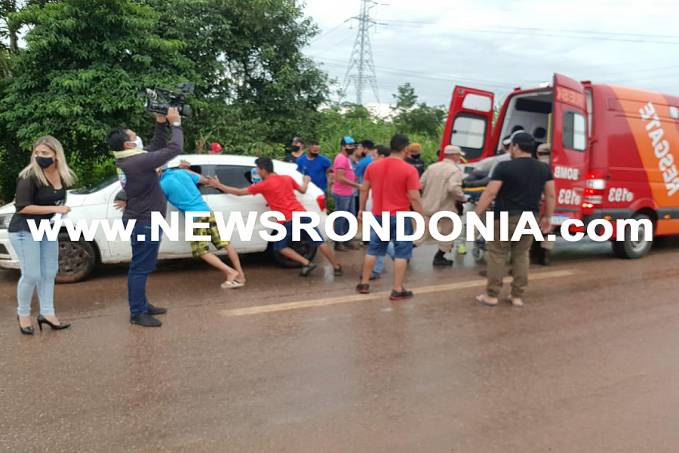 BR 364: Motorista de aplicativo sai da pista após carro aquaplanar e fica ferido - News Rondônia